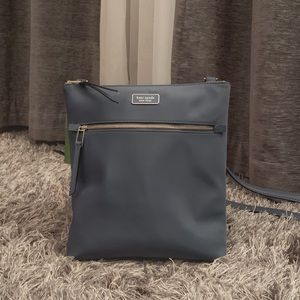 *SOLD* Kate Spade Dawn Flat Crossbody
